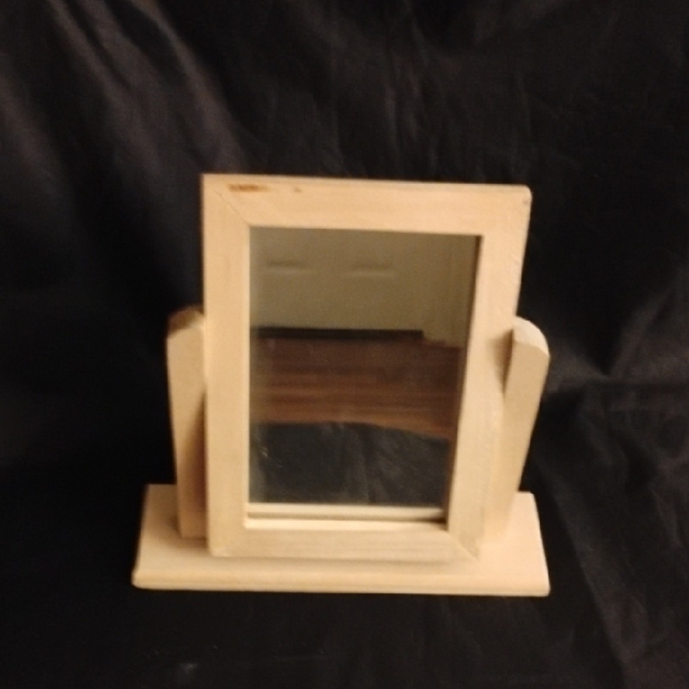 Wooden Tabletop Mirror (Arts & Crafts)